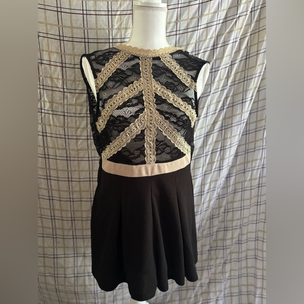 privy Black Dress with Cream Lace Accents
